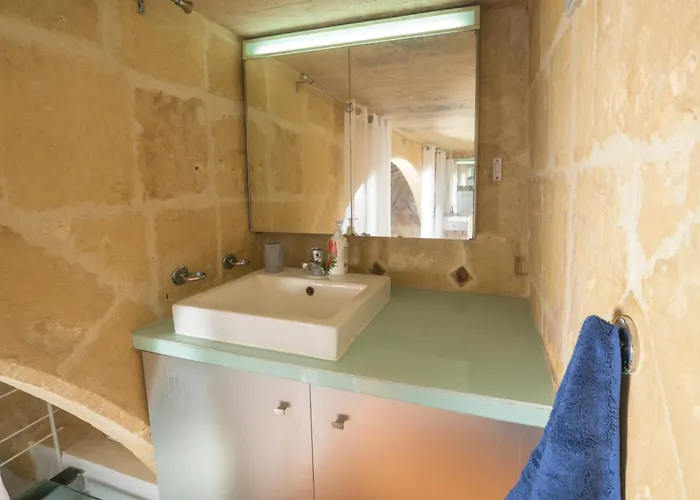 Cosy Loft In The Centre * La Valeta